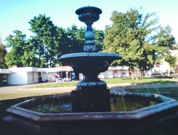 Качество, конечно, не очень, но решила поделиться старыми фотографиями
Качество, конечно, не очень, но решила поделиться старыми фотографиями