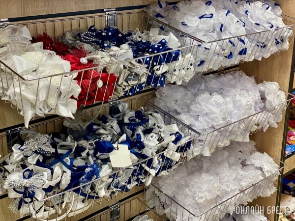 Школьная форма, обувь и аксессуары – в большом брестском магазине «Bazar» есть все! Фотообзор ассортимента и цены Школьная форма, обувь и аксессуары – в большом брестском магазине «Bazar» есть все! Фотообзор ассортимента и цены