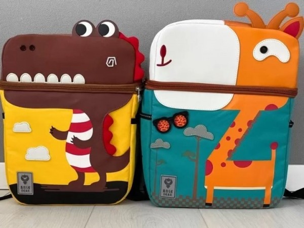 В Минске потратили 910 рублей на ребенка, в деревне – 730 на двоих: сравнили образы двух первоклассниц и хлопоты родителей перед 1 сентября В Минске потратили 910 рублей на ребенка, в деревне – 730 на двоих: сравнили образы двух первоклассниц и хлопоты родителей перед 1 сентября