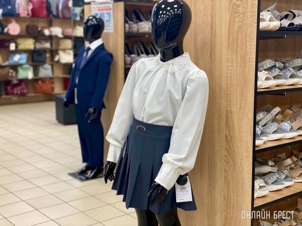 Школьная форма, обувь и аксессуары – в большом брестском магазине «Bazar» есть все! Фотообзор ассортимента и цены Школьная форма, обувь и аксессуары – в большом брестском магазине «Bazar» есть все! Фотообзор ассортимента и цены