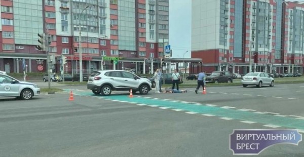 
                В Бресте на Московской лежит женщина. Сбили?
            