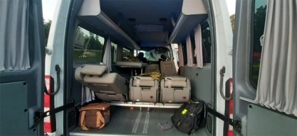 В Польше микроавтобус с девятью белорусами врезался в фуру В Польше микроавтобус с девятью белорусами врезался в фуру