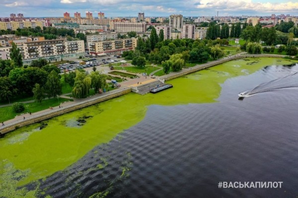 Осенний Брест
             
                Осенний Брест