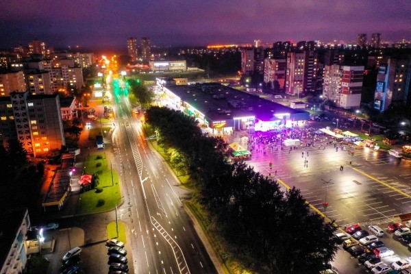 Сегодня в Бресте на Экваторе
             
                Сегодня в Бресте на Экваторе