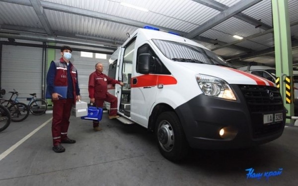 ГАЗель NEXT подарил скорой помощи Барановичей «Беларусбанк»