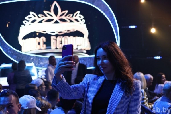 Финал конкурса «Мисс Беларусь» стартовал в Минске. Среди зрителей шоу Александр Лукашенко Финал конкурса «Мисс Беларусь» стартовал в Минске. Среди зрителей шоу Александр Лукашенко