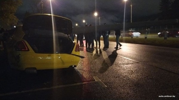 В Минске разбили Rolls-Royce Wraith В Минске разбили Rolls-Royce Wraith