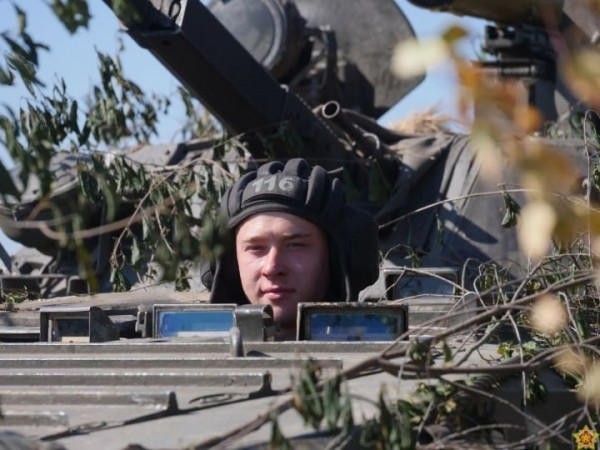 Под Брестом отработали новые формы и методы борьбы с беспилотными летательными аппаратами Под Брестом отработали новые формы и методы борьбы с беспилотными летательными аппаратами