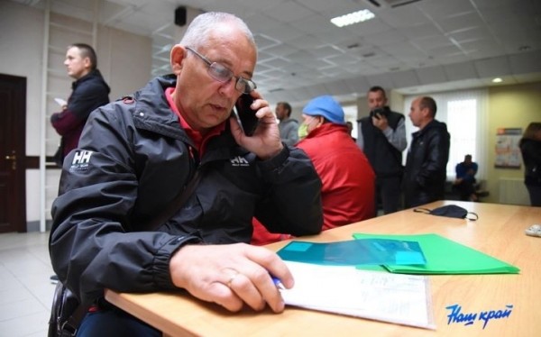 Почему в МРЭО ГАИ Барановичей большие очереди?