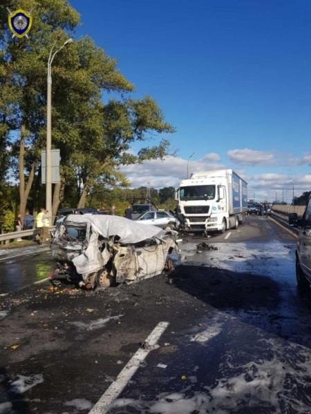 Страшная авария произошла в Минске. Погибли четверо Страшная авария произошла в Минске. Погибли четверо
