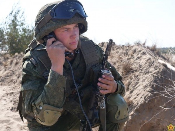 Под Брестом отработали новые формы и методы борьбы с беспилотными летательными аппаратами Под Брестом отработали новые формы и методы борьбы с беспилотными летательными аппаратами