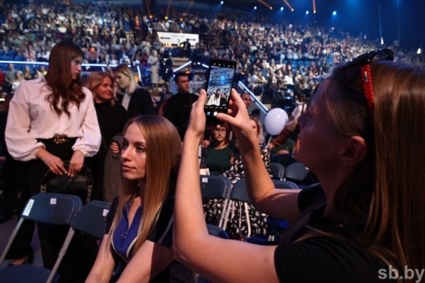 Финал конкурса «Мисс Беларусь» стартовал в Минске. Среди зрителей шоу Александр Лукашенко Финал конкурса «Мисс Беларусь» стартовал в Минске. Среди зрителей шоу Александр Лукашенко