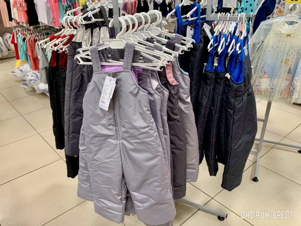 Осенне-зимние куртки для девочек и мальчиков в Детском мире на Советской в Бресте Осенне-зимние куртки для девочек и мальчиков в Детском мире на Советской в Бресте