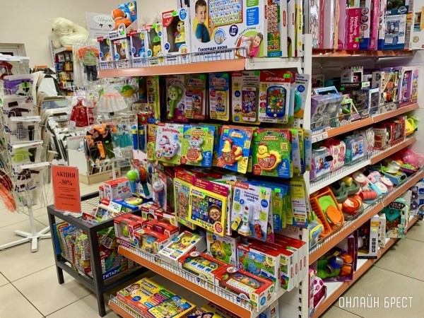 Осенне-зимние куртки для девочек и мальчиков в Детском мире на Советской в Бресте Осенне-зимние куртки для девочек и мальчиков в Детском мире на Советской в Бресте