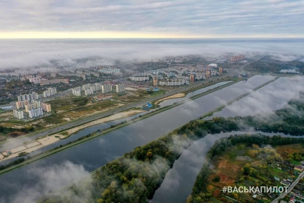 Посмотрите на осенний Брест с высоты
             
                Посмотрите на осенний Брест с высоты