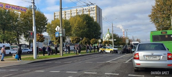 В центре Бреста произошло «лобовое» столкновение. Подробности серьезного ДТП на Машерова В центре Бреста произошло «лобовое» столкновение. Подробности серьезного ДТП на Машерова