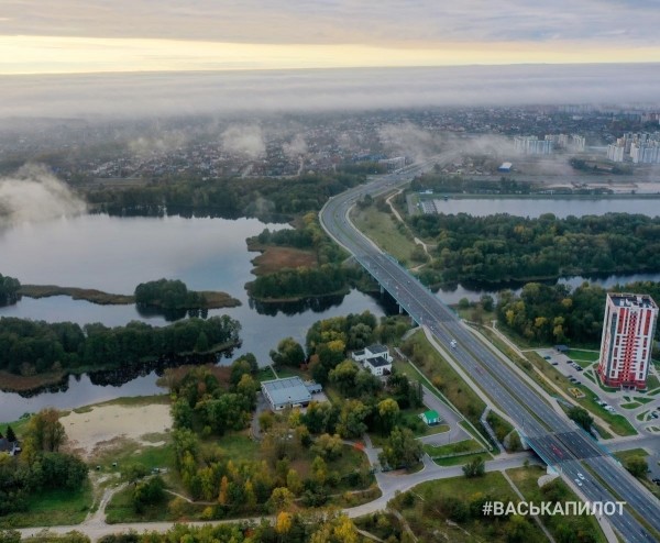 Посмотрите на осенний Брест с высоты
             
                Посмотрите на осенний Брест с высоты