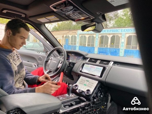 «Отдыхать учителю некогда, слишком много бумаг». Бросил преподавание физики и стал автомехаником «Отдыхать учителю некогда, слишком много бумаг». Бросил преподавание физики и стал автомехаником