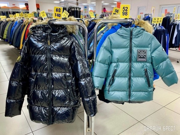 Осенне-зимние куртки для девочек и мальчиков в Детском мире на Советской в Бресте Осенне-зимние куртки для девочек и мальчиков в Детском мире на Советской в Бресте