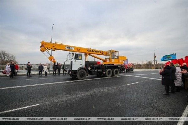 В Кобрине открыли движение по обновленному мосту через Мухавец