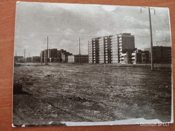 Читатель: Старые фотографии Бреста, м-н Восток
Читатель: Старые фотографии Бреста, м-н Восток