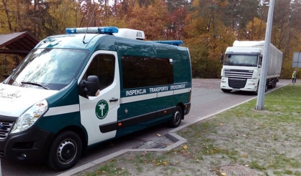 В Польше белорусской фуре запретили движение из-за изношенных тормозных дисков