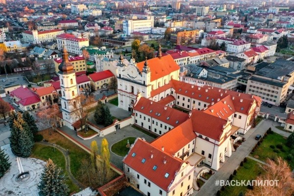 ВаськаПилот показал, как выглядит Пинск с высоты
ВаськаПилот показал, как выглядит Пинск с высоты