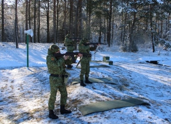 Первые боевые стрельбы состоялись у нового пополнения Пинского погранотряда Первые боевые стрельбы состоялись у нового пополнения Пинского погранотряда