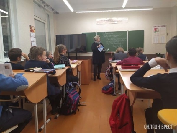 Педагоги с Нового года будет получать больше, но не все Педагоги с Нового года будет получать больше, но не все