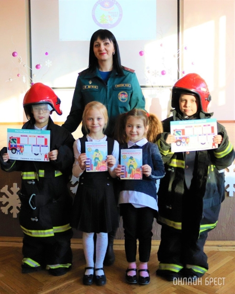 Читатель: Праздник для детей в рамках республиканской акции «Безопасный Новый год» в средней школе № 28 г. Бреста
Читатель: Праздник для детей в рамках республиканской акции «Безопасный Новый год» в средней школе № 28 г. Бреста