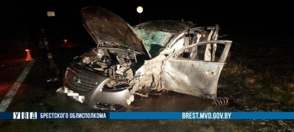 В Брестской области 19-летняя водитель попала серьёзное ДТП В Брестской области 19-летняя водитель попала серьёзное ДТП