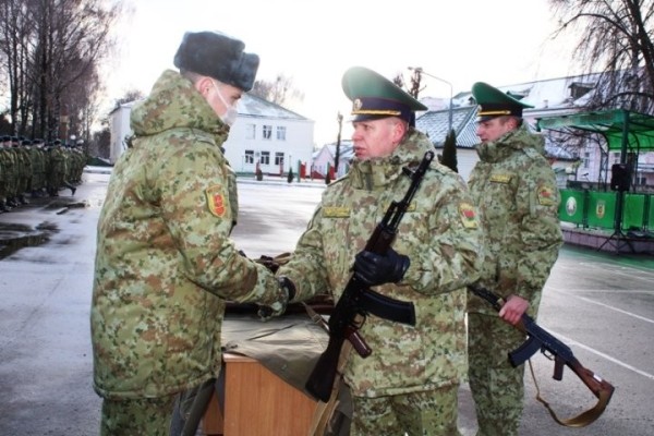 Первые боевые стрельбы состоялись у нового пополнения Пинского погранотряда Первые боевые стрельбы состоялись у нового пополнения Пинского погранотряда
