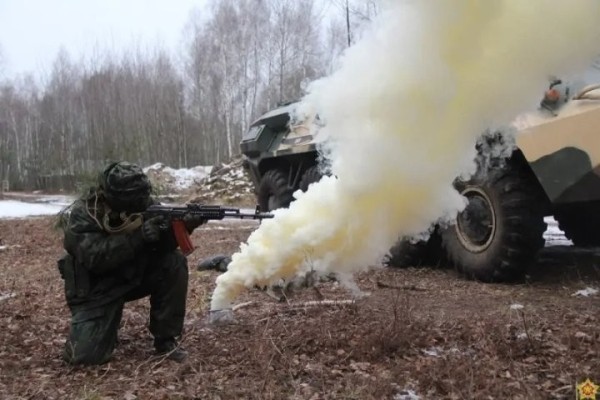 На полигоне Брестский проходят полевые занятия разведчиков 38-й одшбр На полигоне Брестский проходят полевые занятия разведчиков 38-й одшбр