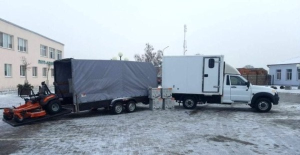 Брестские коммунальники получили подарки к Новому году