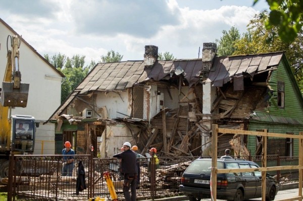 Угол Леваневского - Чапаева. Брест, 2017 год
             
                Угол Леваневского - Чапаева. Брест, 2017 год
