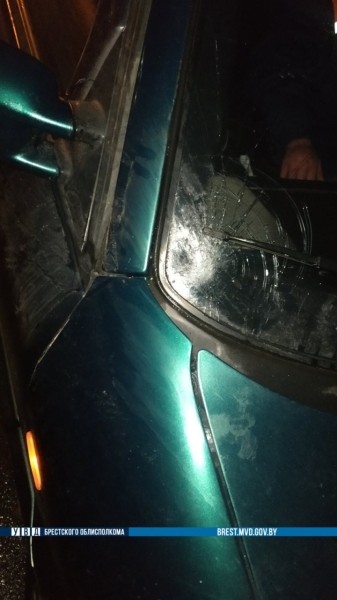 В Бресте на Красногвардейской сбили человека В Бресте на Красногвардейской сбили человека