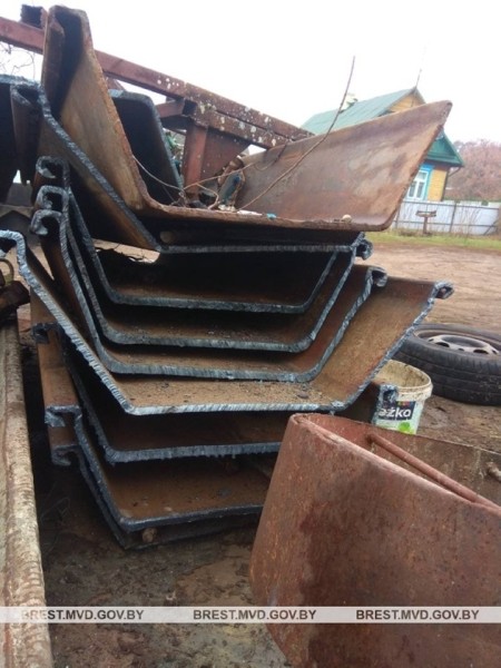 Больше тонны металла украли жители Барановичей в Пинском районе