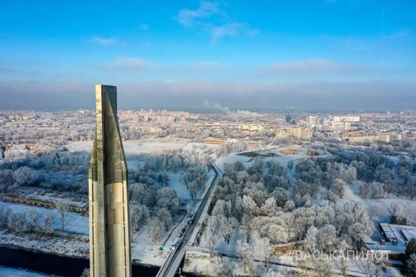 Посмотрите, как красиво в Брестской крепости
             
                Посмотрите, как красиво в Брестской крепости