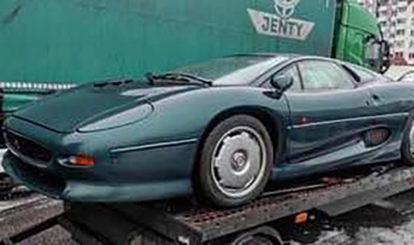 Больше миллиона евро на одном прицепе: автовоз с редкими суперкарами замечен в Беларуси Больше миллиона евро на одном прицепе: автовоз с редкими суперкарами замечен в Беларуси