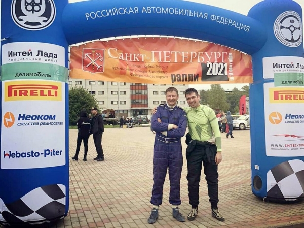 Polo на зиму, Civic на лето, но бюджетно. Белорусы рассказали, как недорого ехать в российском ралли