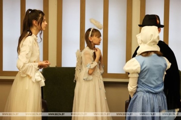 В музее «Спасенные художественные ценности» Бреста показали «Колядные истории»