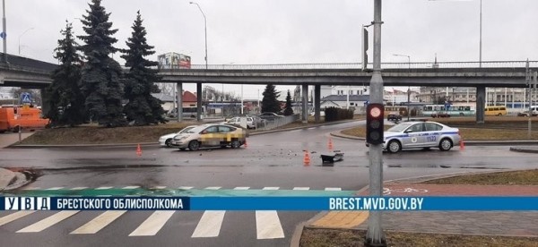 ДТП с автомобилем такси в Бресте. ГАИ рассказала подробности