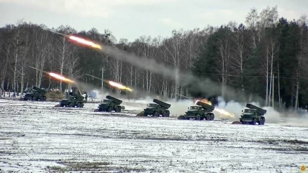 На полигоне «Брестский» отработали эпизод «по уничтожению незаконных вооруженных формирований»