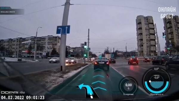 Читатель: На дорогах Бреста. Проезд перекрёстка на красный и скорость была ого-го
             
                Читатель: На дорогах Бреста. Проезд перекрёстка на красный и скорость была ого-го