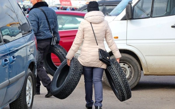 «Колёса подорожали в среднем на 45%». Поставщики рассказали о стоимости шин и ситуации на рынке Беларуси «Колёса подорожали в среднем на 45%». Поставщики рассказали о стоимости шин и ситуации на рынке Беларуси