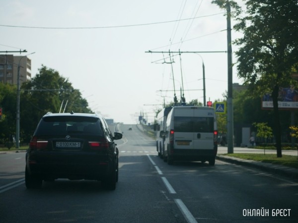 Какие компании перестали продавать автомобили в РФ?