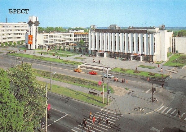 
                Так выглядел брестский ЦУМ в 1987 году
            