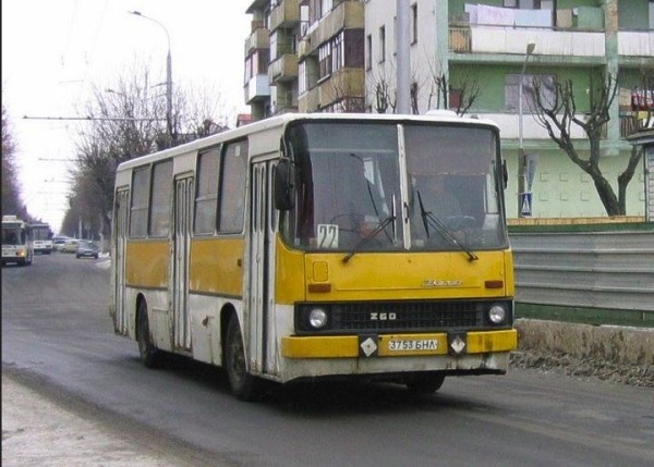 Автобусы «Икарус» на улицах Бреста
             
                Автобусы «Икарус» на улицах Бреста