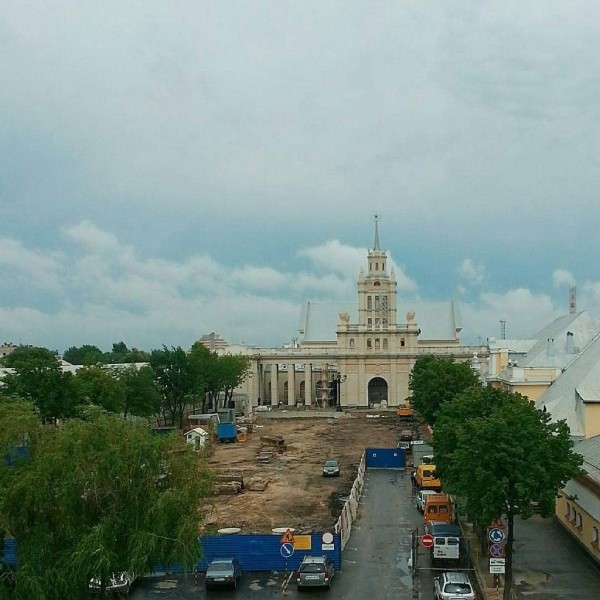 Читатель: Как это было... Реконструкция ЖД вокзала в Бресте
             
                Читатель: Как это было... Реконструкция ЖД вокзала в Бресте