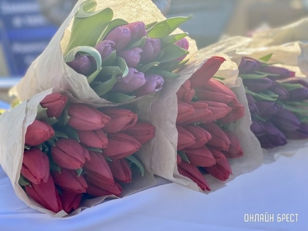 Цветы к 8 Марта в Бресте будут продавать на 80 площадках. Где и когда? Цветы к 8 Марта в Бресте будут продавать на 80 площадках. Где и когда?